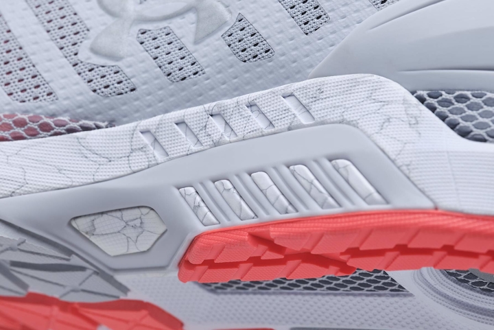 Under Armour HOVR Guardian chssis midsole